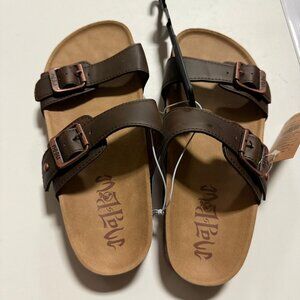 Mad Love Women's Keava Wide Width Footbed Sandals Brown Size 5W